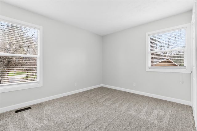 3630 Thornhill Avenue, Kalamazoo, MI 49004