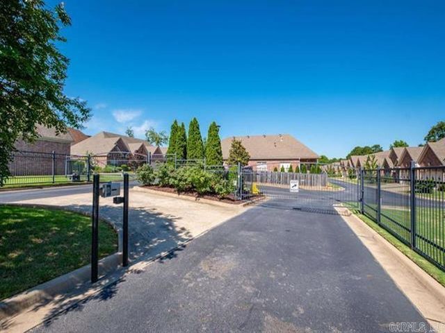 20 Valletta Circle, Little Rock, AR 72223