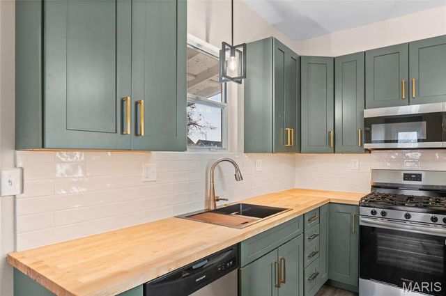 514 Autumn Avenue, Collinsville, IL 62234