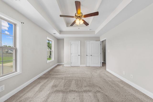 454 N Magnolia Dr, Clarksville, TN 37042