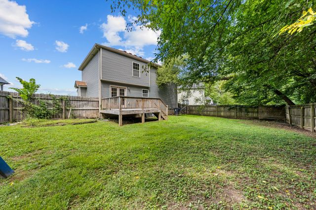 454 N Magnolia Dr, Clarksville, TN 37042
