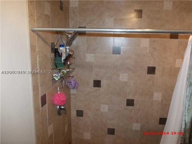 9470 NW 24th ST, Sunrise, FL 33322