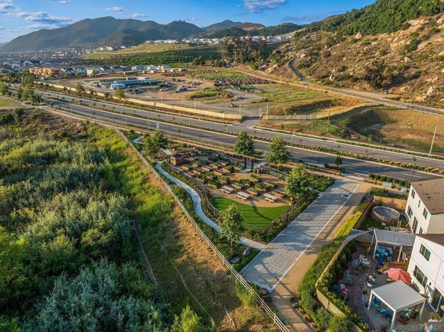 239 Blended Place, Fallbrook, CA 92028