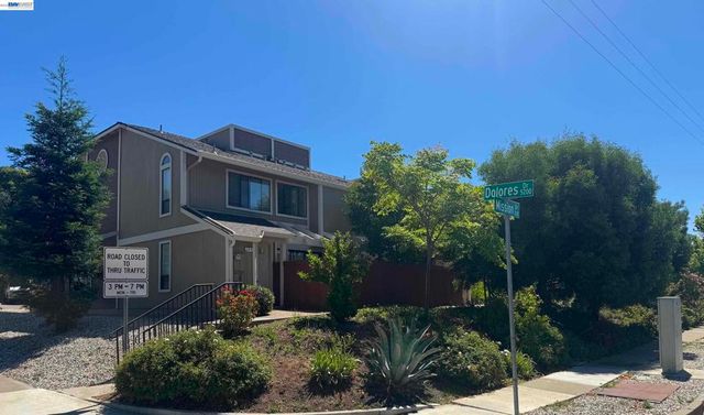 104 Mission Dr, Pleasanton, CA 94566