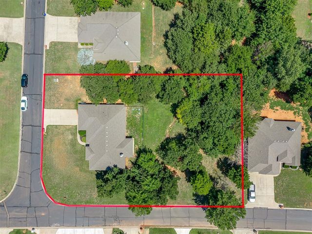 8624 Mallard Lane, Edmond, OK 73034