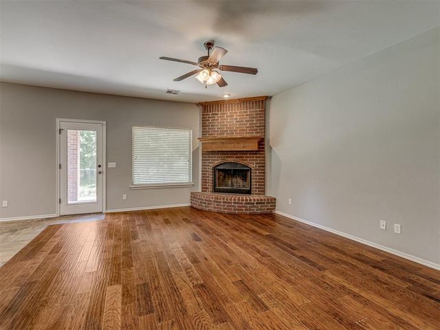 8624 Mallard Lane, Edmond, OK 73034