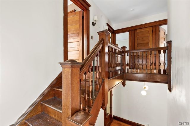 306 Allen Street, Syracuse, NY 13210