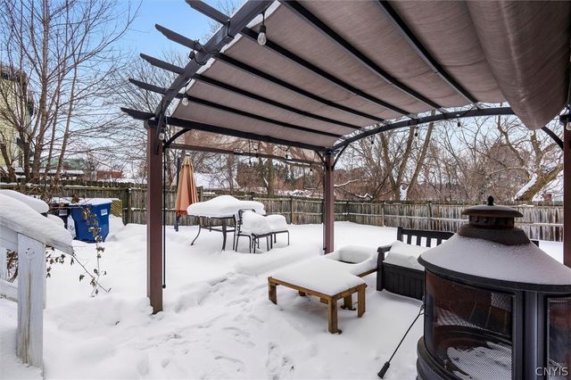 306 Allen Street, Syracuse, NY 13210