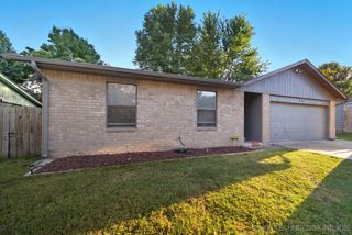 500 W 148th Place S, Glenpool, OK 74033