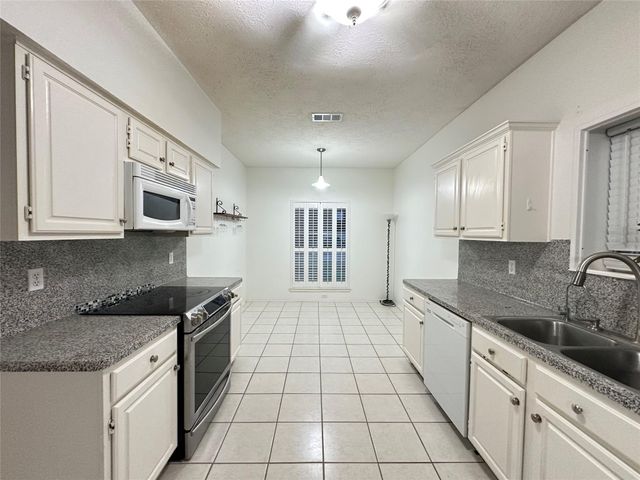 1247 Mountain Lake Drive, Missouri City, TX 77459