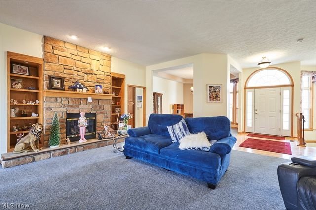 6318 Oak Point Estates, Lorain, OH 44053