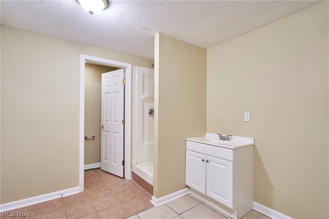 6318 Oak Point Estates, Lorain, OH 44053