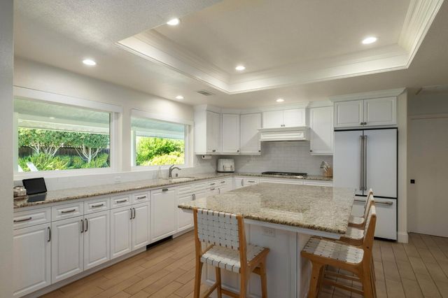 7271 N Gentry Avenue, Fresno, CA 93711