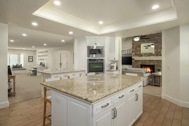 7271 N Gentry Avenue, Fresno, CA 93711