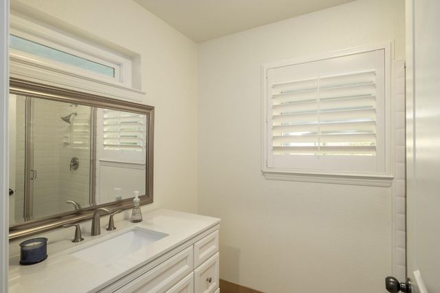 7271 N Gentry Avenue, Fresno, CA 93711