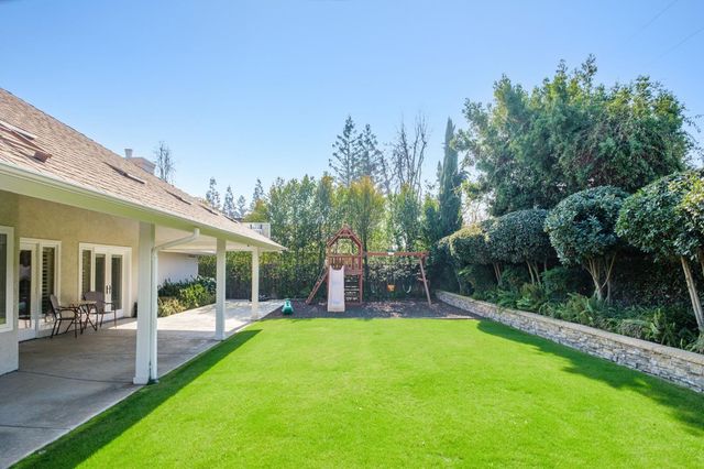 7271 N Gentry Avenue, Fresno, CA 93711