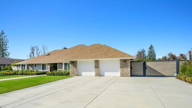 7271 N Gentry Avenue, Fresno, CA 93711