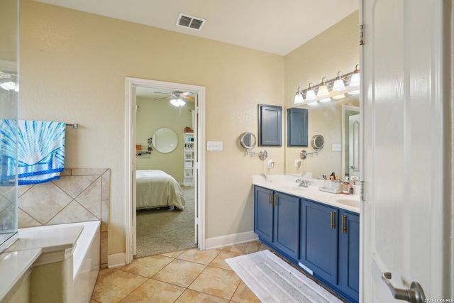 7027 LAURA HTS, Schertz, TX 78154