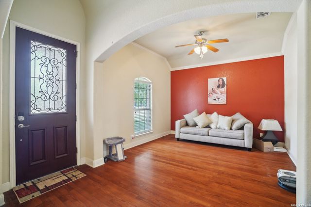 7027 LAURA HTS, Schertz, TX 78154