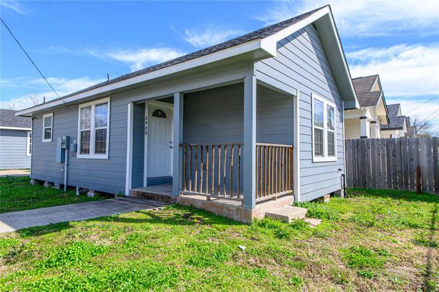 3409 Simmons Street, Houston, TX 77004