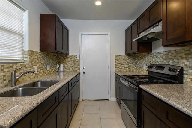 3409 Simmons Street, Houston, TX 77004