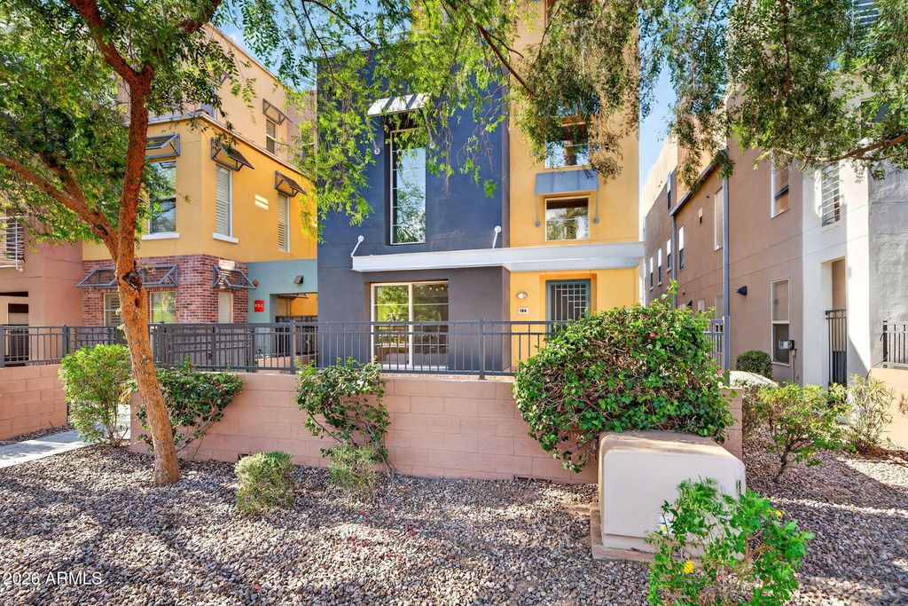 706 E WASHINGTON Street 124, Phoenix, AZ 85034