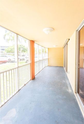 1750 NE 191st St 100-1, Miami, FL 33179