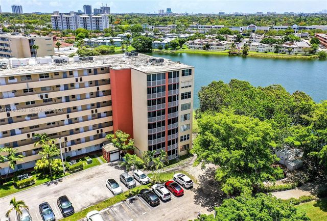 1750 NE 191st St 100-1, Miami, FL 33179