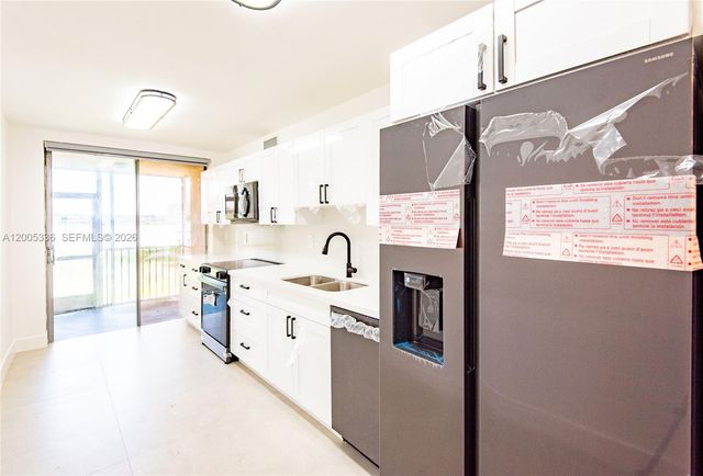 1750 NE 191st St 100-1, Miami, FL 33179