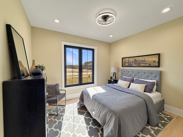 10102 Lakeview Drive, St. John, IN 46373