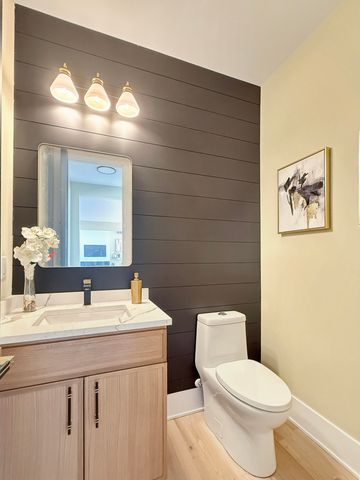 10102 Lakeview Drive, St. John, IN 46373