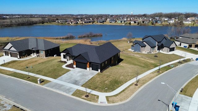 10102 Lakeview Drive, St. John, IN 46373