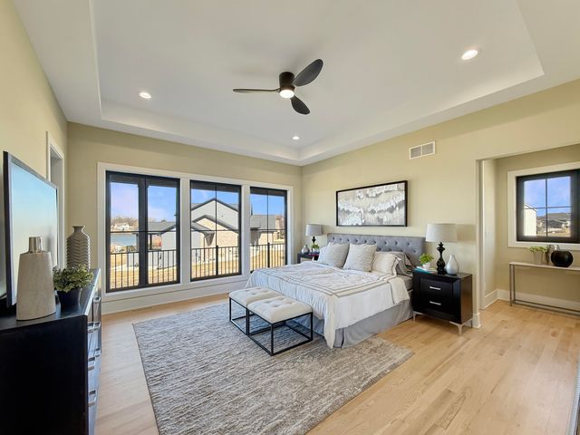 10102 Lakeview Drive, St. John, IN 46373