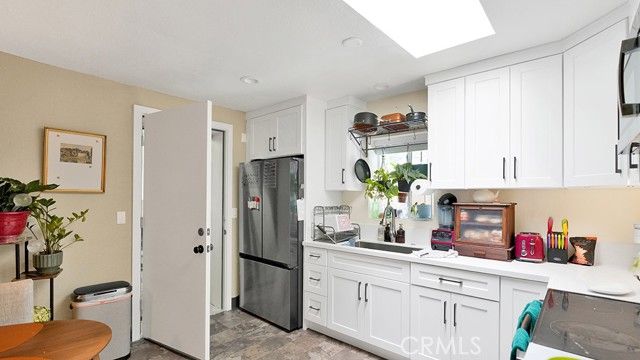 716 N Harbor, Anaheim, CA 92805