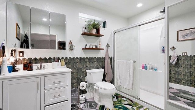 716 N Harbor, Anaheim, CA 92805