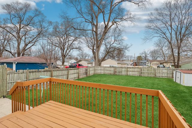 6129 Edwards Avenue, Des Moines, IA 50312