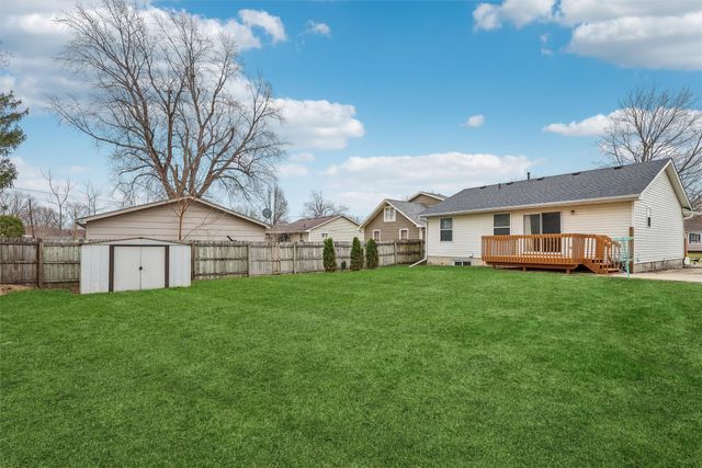 6129 Edwards Avenue, Des Moines, IA 50312