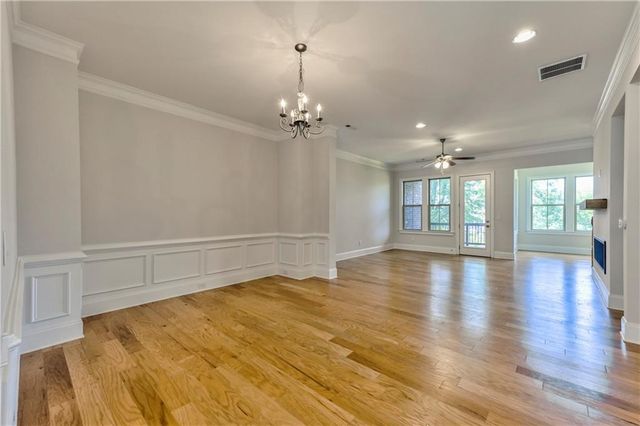 1642 Canopy Chase NE, Brookhaven, GA 30319