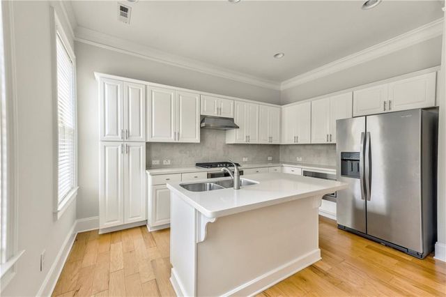 1642 Canopy Chase NE, Brookhaven, GA 30319