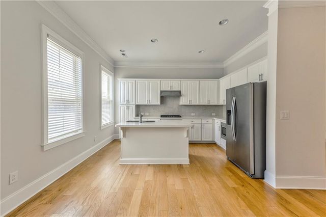 1642 Canopy Chase NE, Brookhaven, GA 30319