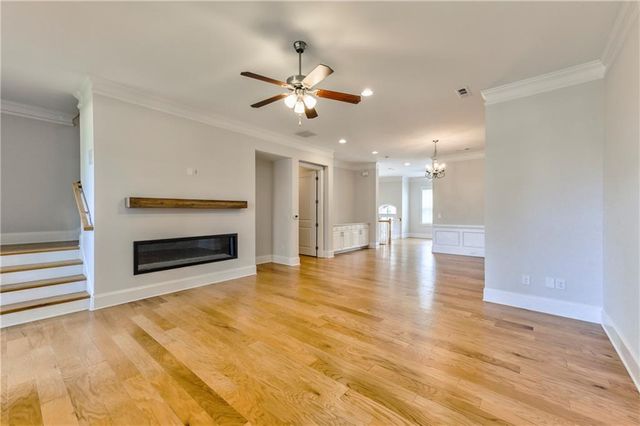 1642 Canopy Chase NE, Brookhaven, GA 30319
