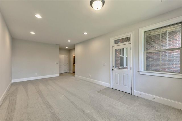 1642 Canopy Chase NE, Brookhaven, GA 30319