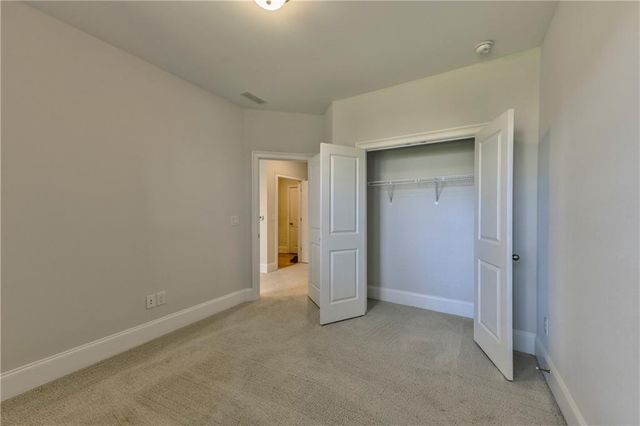 1642 Canopy Chase NE, Brookhaven, GA 30319