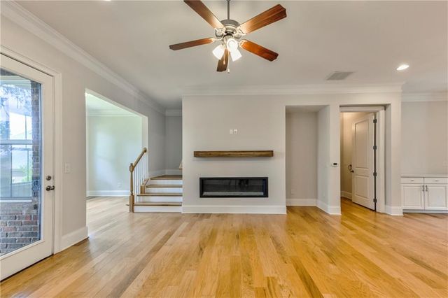 1642 Canopy Chase NE, Brookhaven, GA 30319