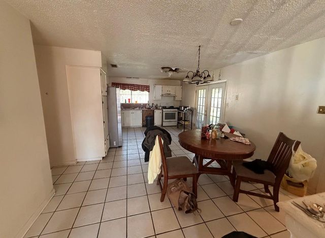 5303 Harvest LN, Austin, TX 78745