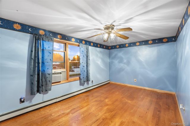 25 Albany Street, Deer Park, NY 11729