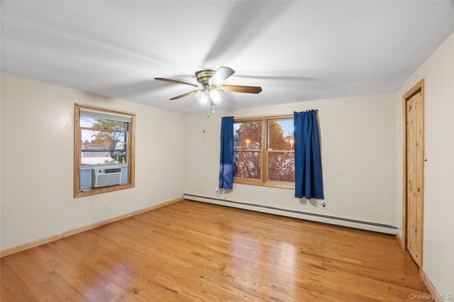 25 Albany Street, Deer Park, NY 11729