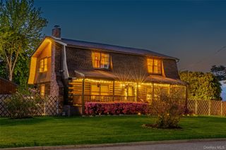 25 Albany Street, Deer Park, NY 11729