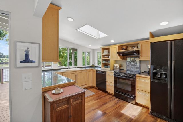 4625 Garden Hwy, Sacramento, CA 95837