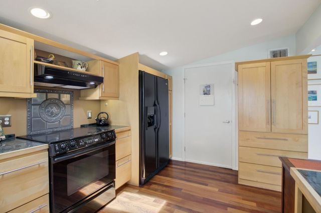 4625 Garden Hwy, Sacramento, CA 95837